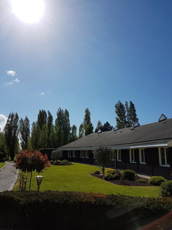 Hotel Du Golf Кабур Экстерьер фото